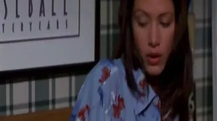 Rimming en gouden douches voor schoonheid lange pornofilm