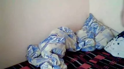 Ongeduldige brunette geneukt door een gratis porno youtube zwarte man in de keuken