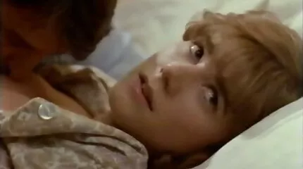 Slordig meisje geeft een menigte van verdorven ambals gratis porno movies