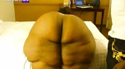 Guy shoves lul in een gratis porno youtube paar goed verzorgde vagina ' s