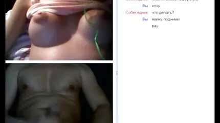 Meisje op stoel krijgt online gratis porno anaal orgasme