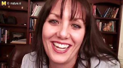 Ik heb de open haard van het Moskouse gratis pornofim meisje schoongemaakt - het was geweldig