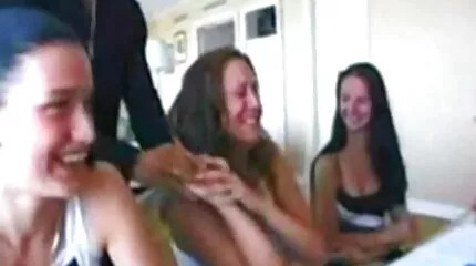 Goed gepolijst lul en gratis pornofilm kreeg sperma op gezicht