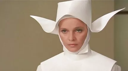 Drie vrouwen gratis porno movies gooien zichzelf op een enorme lul