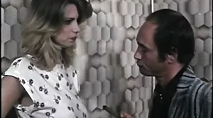 In de vislijn youtube gratis porno gaf ze zich over aan de man in anaal en poesje